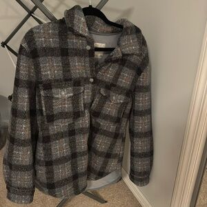 Abercrombie fleece button up size small